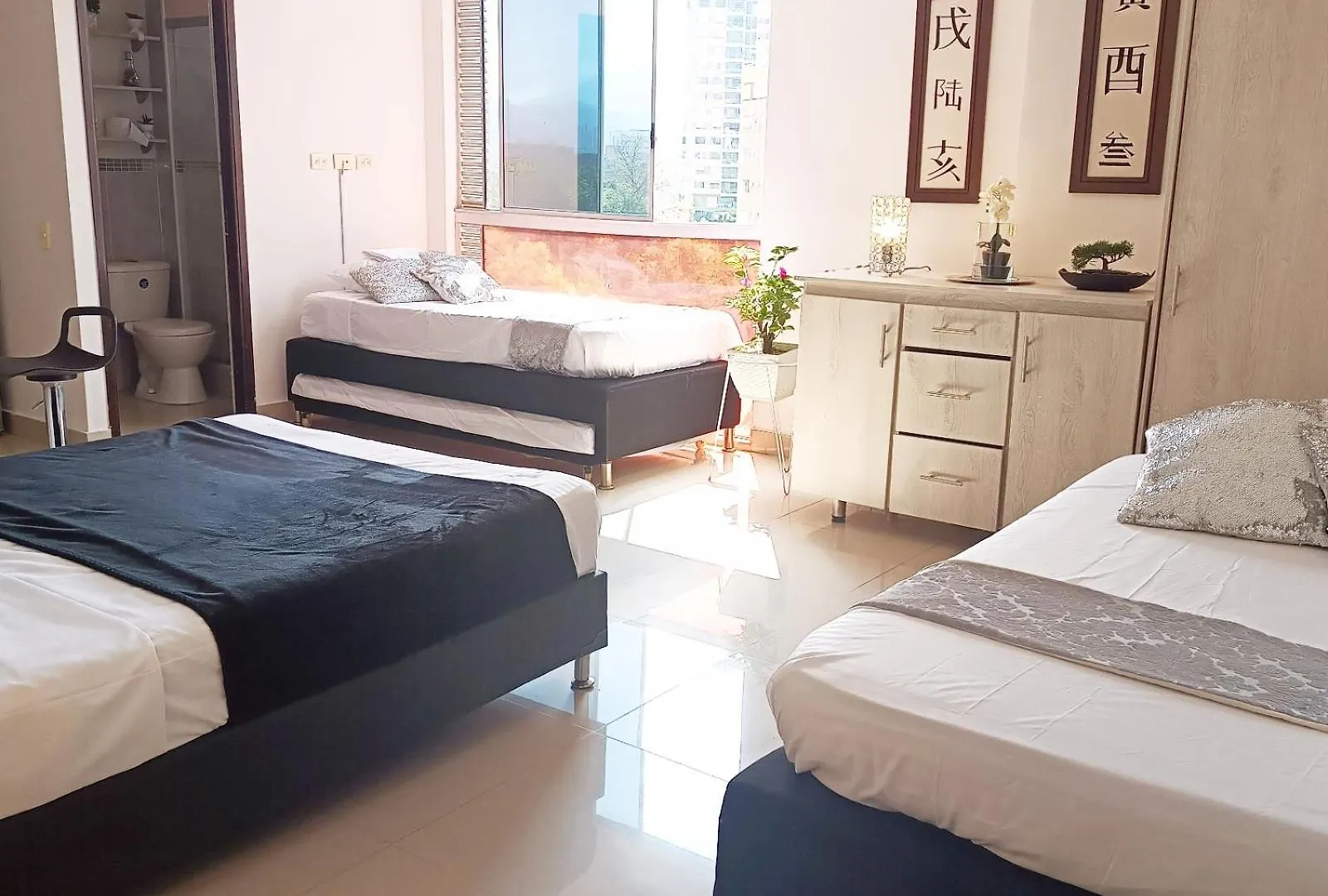 Apartasuite 1 A 6 Huespedes Medellín Kolumbia