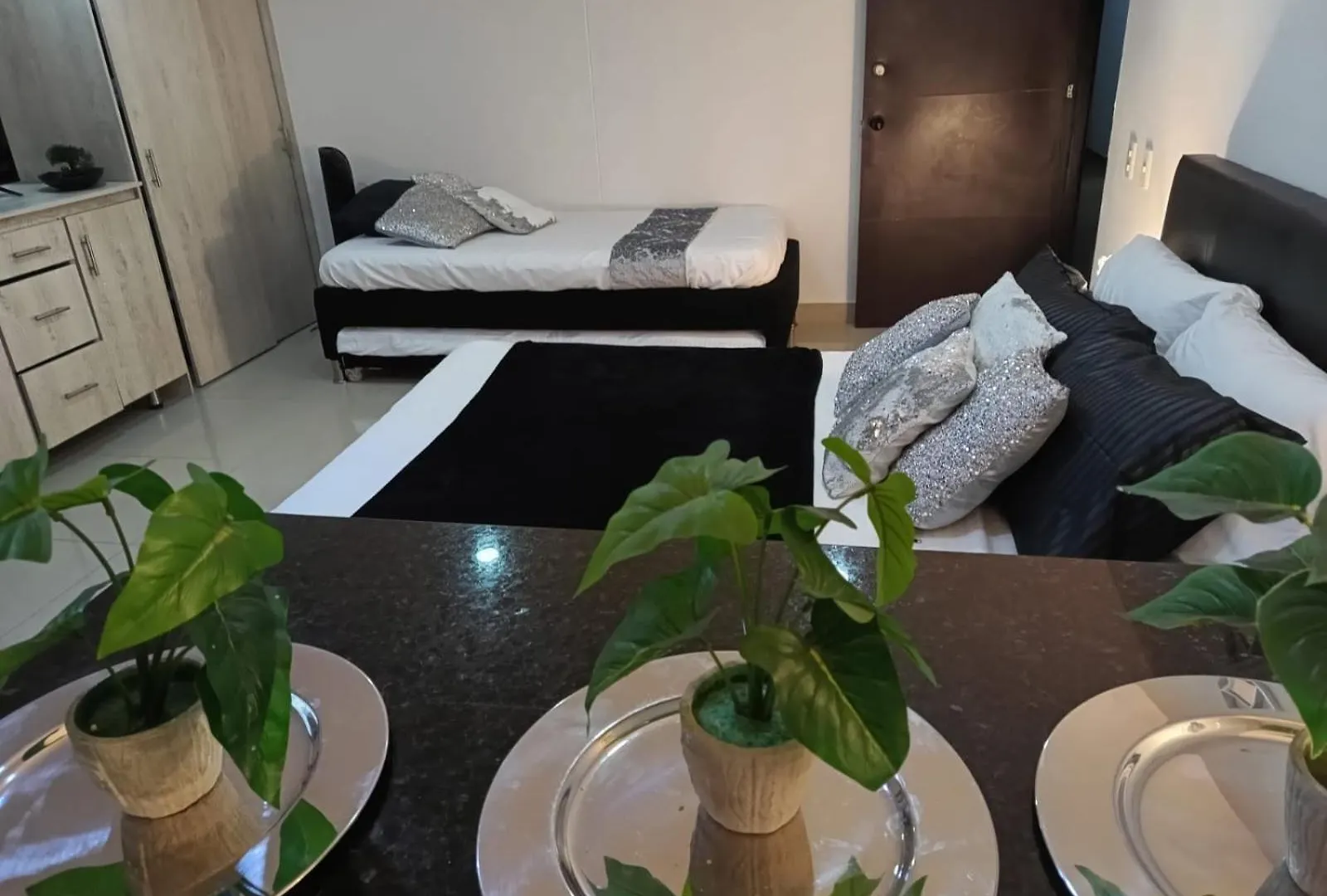 Apartasuite 1 A 6 Huespedes Medellin Colombia