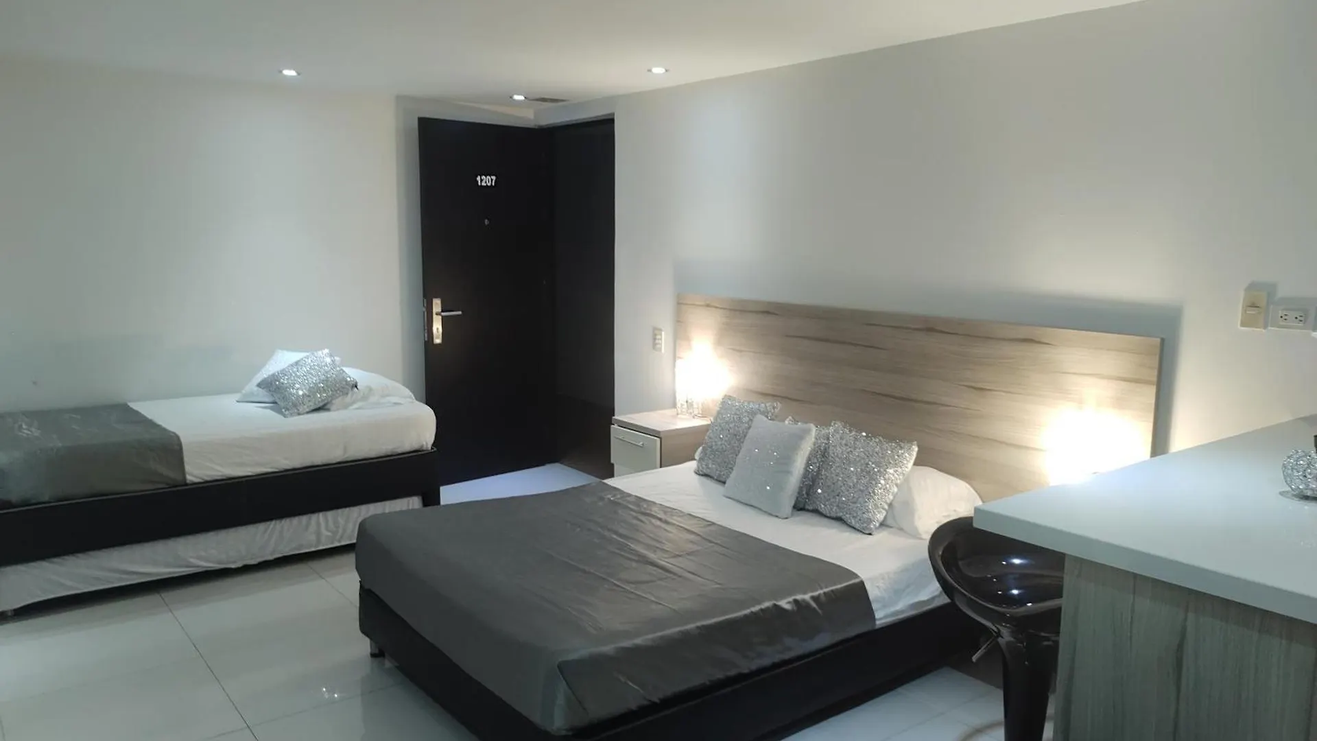Apartasuite 1 A 6 Huespedes Medellín 0*,  Kolumbia