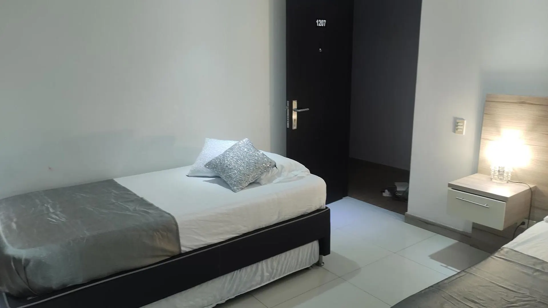 Apartasuite 1 A 6 Huespedes Medellín 0*,  Kolumbia